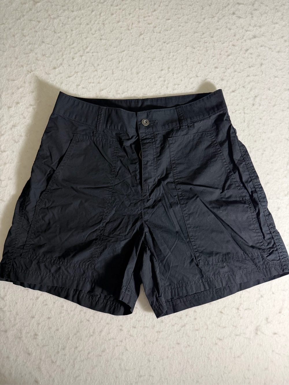 Columbia women's Black Outdoor Stretch Shorts